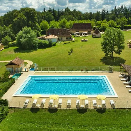 Mobil Avec Terrasse, 4 Personnes - Api-1-52-1073 * La Douze